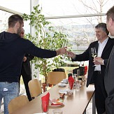 Handing Autos